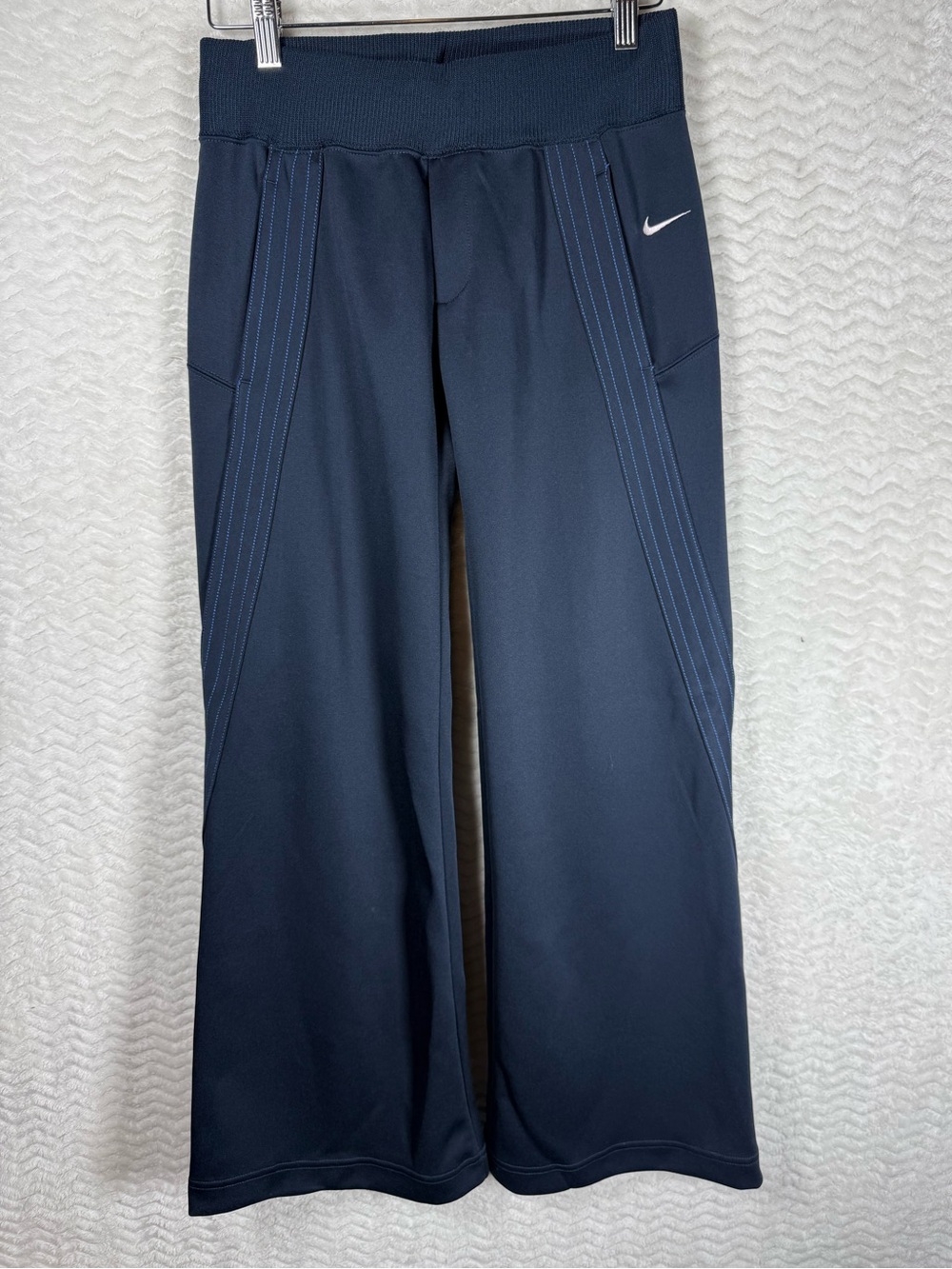 Nike Sportswear Mid-Rise Wide-Leg Track Pants in Midnight Navy. Bad to the bone🤩